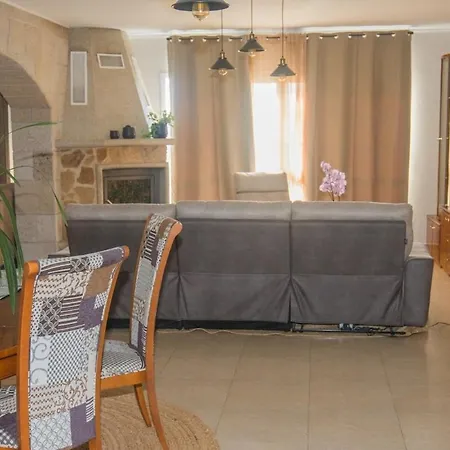La Casa Meaño